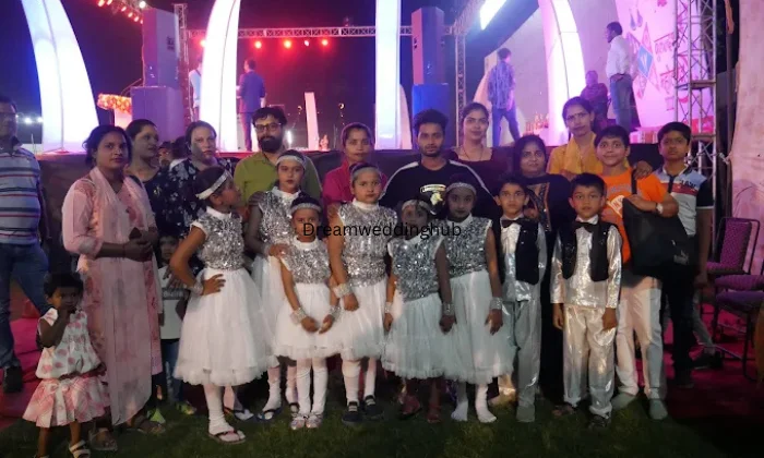 Define Dance Company